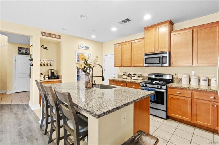 21- 36430 Geranium Drive Lake Elsinore CA 92532