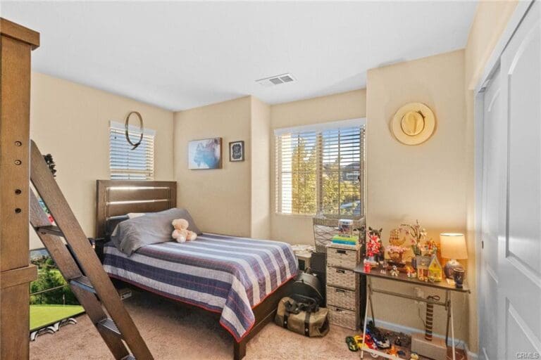 32- 36430 Geranium Drive Lake Elsinore CA 92532
