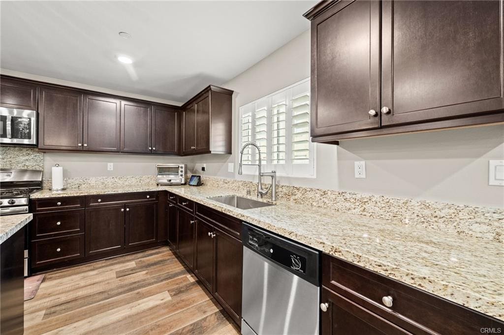 8 - 10307 Conure Ct, Moreno Valley, CA 92557