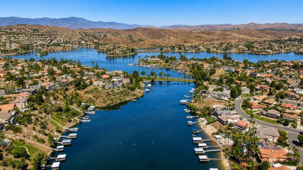 Aerial view of the main lake, waterfront homes and private docks in Canyon Lake, California